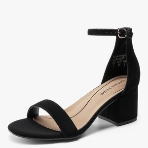 NWT Unisa Heels